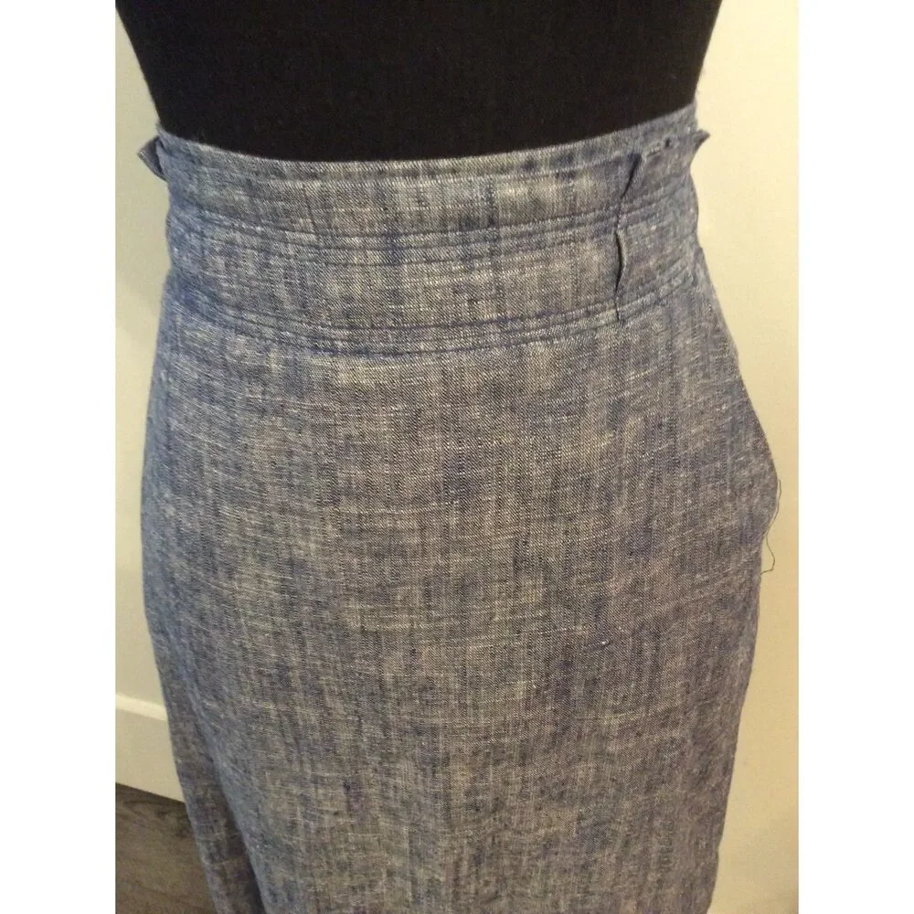 Ann Taylor Blue Pencil Skirt size 8 blue chambray Linen Blend